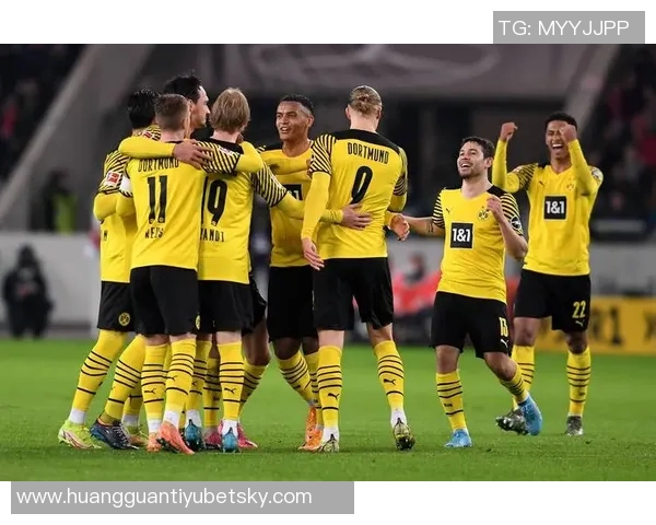 德天空报道多特蒙德关注17岁克鲁塞罗后卫普拉斯特和河床前锋梅萨 德天空报道多特蒙德关注17岁克鲁塞罗后卫普拉斯特和河床前锋梅萨