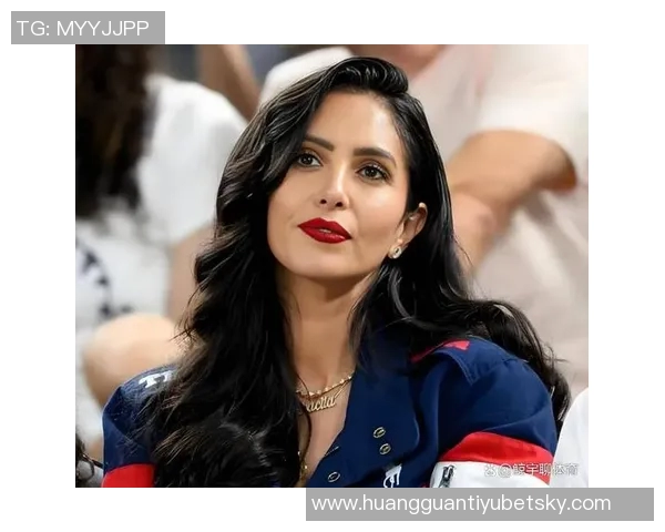 三女儿九岁生日快乐瓦妮莎在INS表达满满爱意与祝福