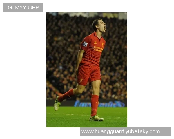 亨德森迎英格兰赛场600场里程碑之战成功打入加盟小蜜蜂的首个进球