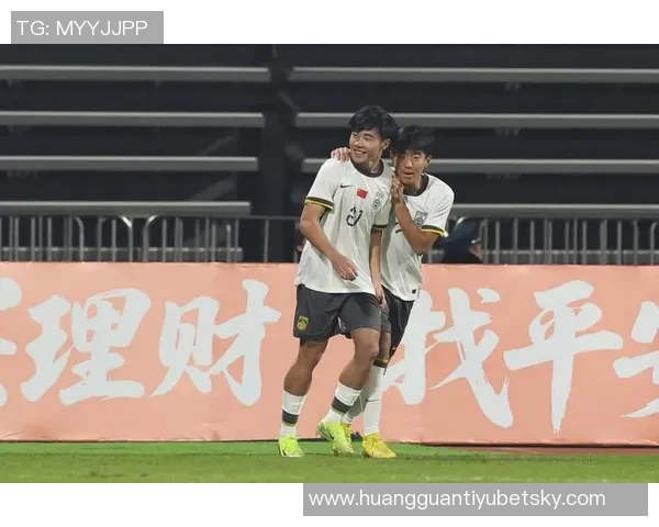 国少半场狂扫对手20脚射门6球零射门展现绝对实力