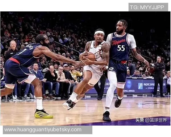 末节狂追8分险胜湖人巴特尔高效表现助球队奋勇争先