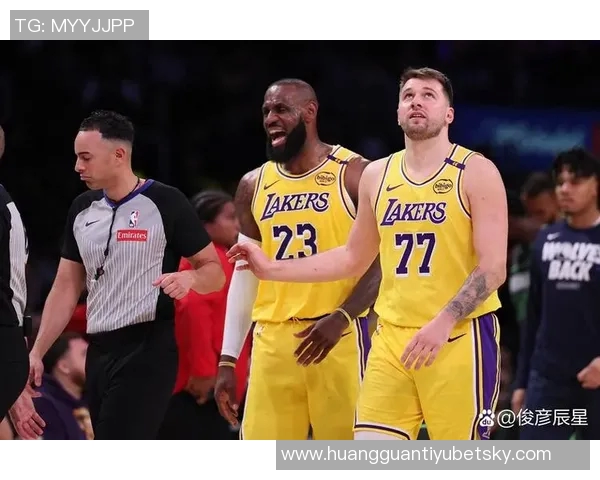 考辛斯盛赞里夫斯表现超预期东詹回归将影响球队未来走向